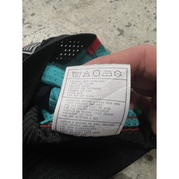 Vintage Jason Williams Memphis Grizzlies Nike Throwback NBA Jersey Mens 2XL - Picture 9 of 13